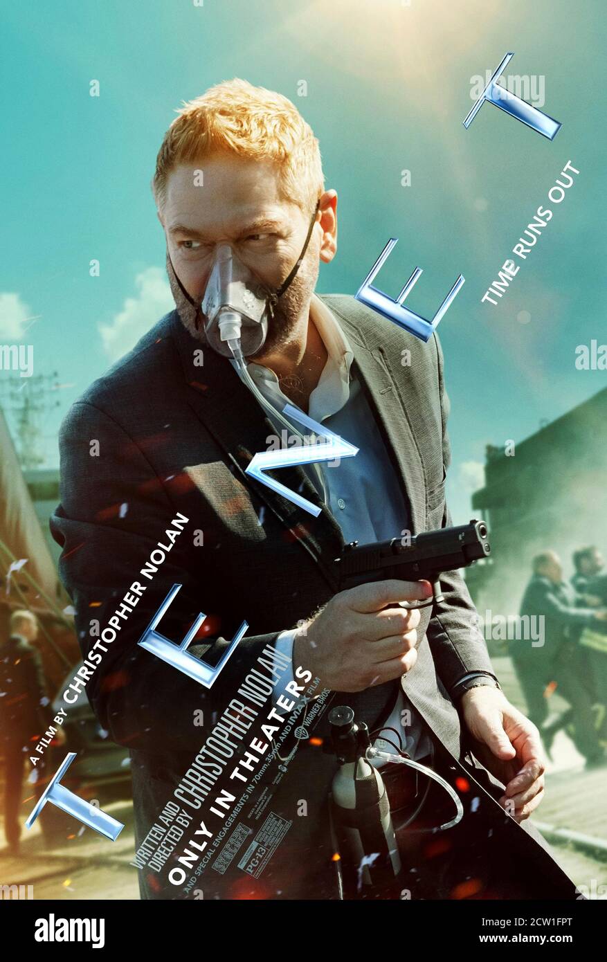 Tenet (2020) dirigé par Christopher Nolan et avec Kenneth Branagh comme Sator. Espionnage international avec une touche de temps et d'évolution. Banque D'Images