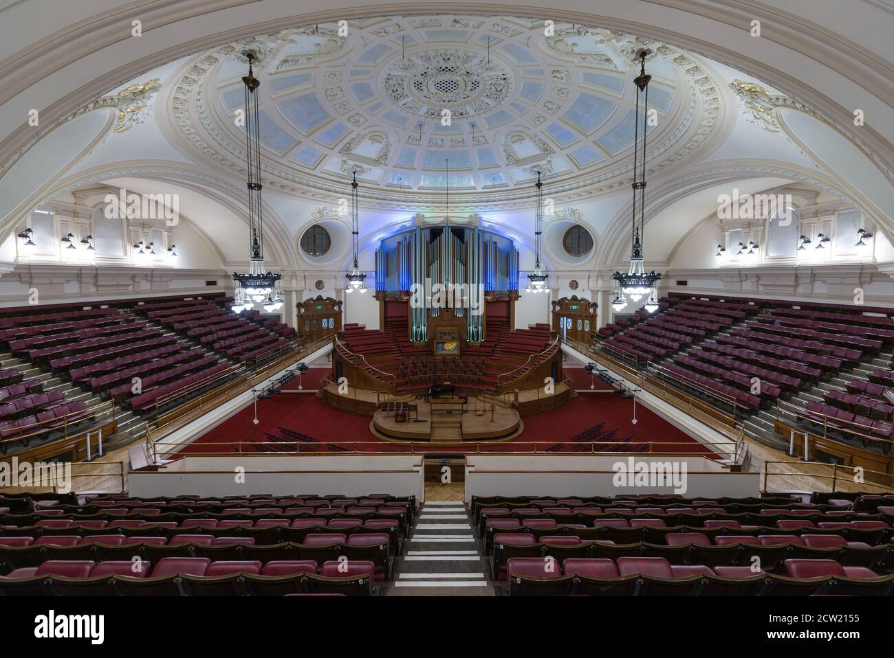 Intérieur du Grand Hall dans le Methodist Central Hall, Westminster, Londres, Royaume-Uni Banque D'Images