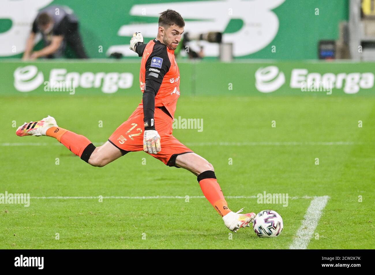 Gdansk, Pologne. 26 septembre 2020. Dusan Kuciak de Lechia vu en action pendant le match polonais Ekstraklasa entre Lechia Gdansk et TS Podbeskidzie Bielsko Biala.(score final; Lechia Gdansk 4:0 TS Podbeskidzie Bielsko Biala) crédit: SOPA Images Limited/Alay Live News Banque D'Images