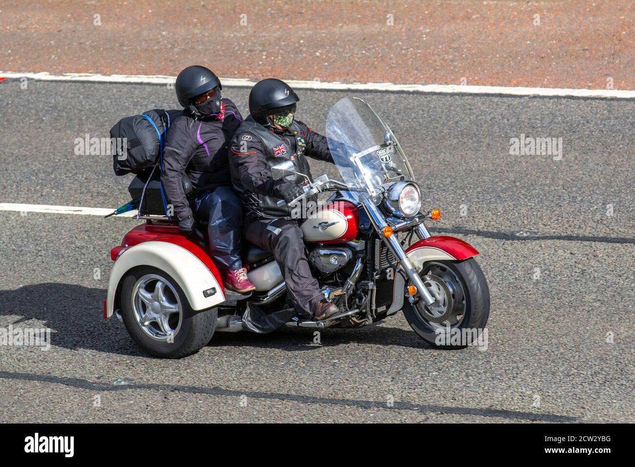 Red White Boulevard 3 roues moto, Trike 3 roues, 3 roues, tricycle, 3 roues moto, tricycles moto, trois roues moto moto, conception de moto, conception de vélo, Trikes sur mesure. Banque D'Images