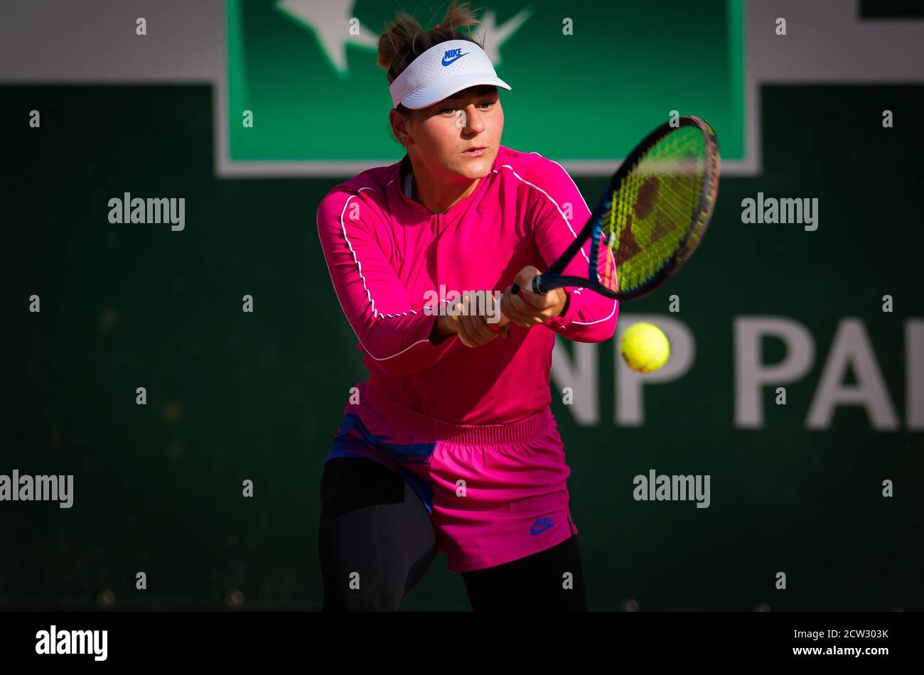 Marta Kostyuk, de l'Ukraine, lors de son match final de qualification au Roland Garros 2020, Grand Chelem tennis Tournament, qualification, le 2 septembre Banque D'Images