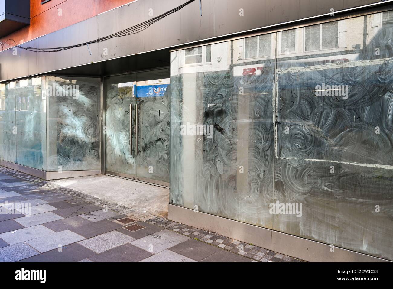 Pontypridd, pays de Galles - septembre 2020 : unité de magasin vide dans la rue Taff, Pontypridd Banque D'Images