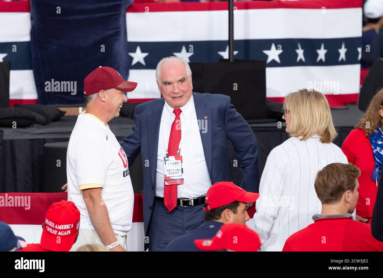 Middletown, PA - 26 septembre 2020 : le représentant AMÉRICAIN Mike Kelly assiste au rassemblement du président Trump MAGA pour l'élection présidentielle de 2020 à l'aéroport de Harrisburg Banque D'Images