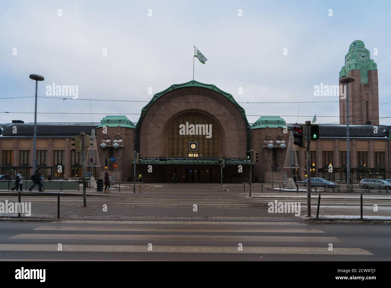 Gare centrale d'Helsinki conçue par Eliel Saarinen en hiver, Finlande. Banque D'Images