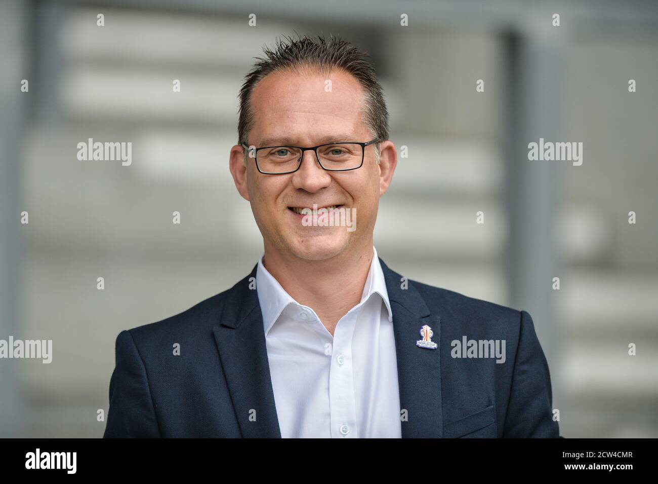 Jon Dutton PDG de la coupe du monde de rugby 2021 est interviewé par Dave Woods pour BBC Sport. Banque D'Images