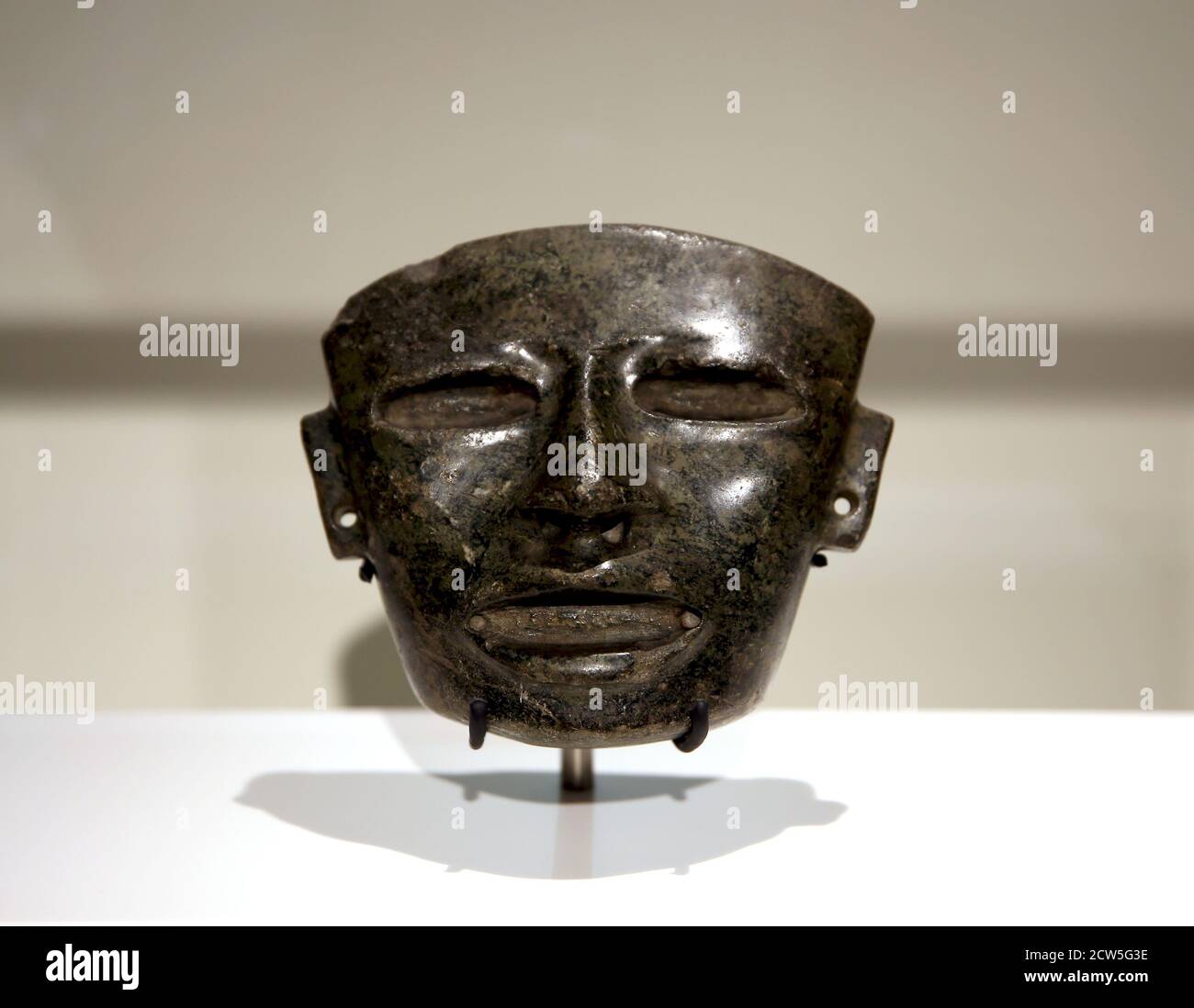 Masque Du Dieu Aztèque Tlaloc | Vecteur Premium