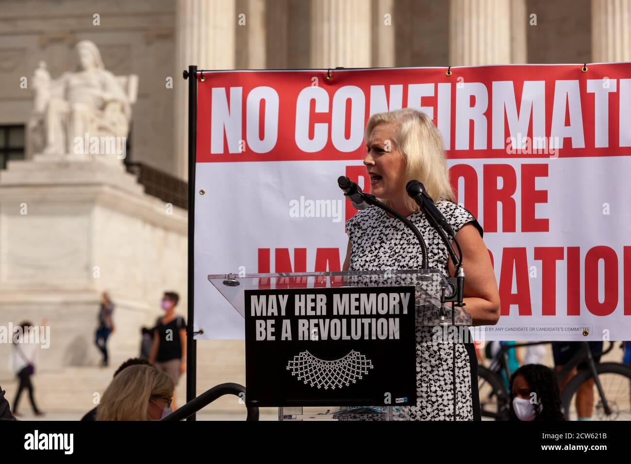 Washington, DC, Etats-Unis, 27 septembre 2020. Photo : la manifestation faisait partie des rassemblements organisés dans tout le pays pour exiger des sénateurs américains qu'ils s'abstiennent de confirmer un nouveau juge de la Cour suprême jusqu'à l'inauguration d'un nouveau président, comme ils l'ont fait avec le candidat du président Obama lors de l'année électorale de 2016. Crédit : Allison C Bailey/Alay Live News Banque D'Images