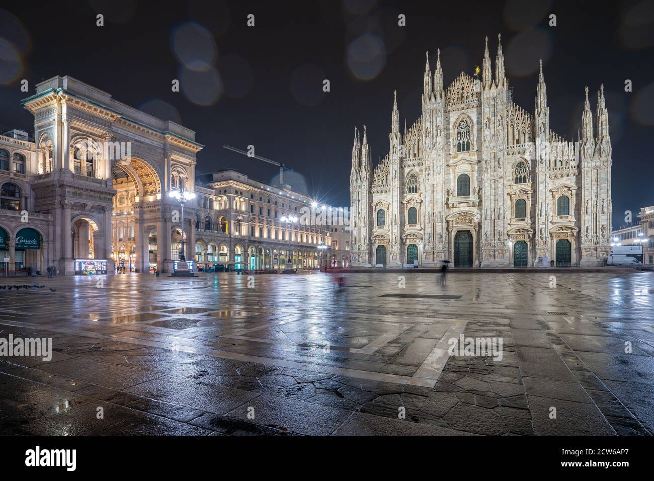 Jour de pluie avec vue sur le Duomo à Milan, Italie. Banque D'Images