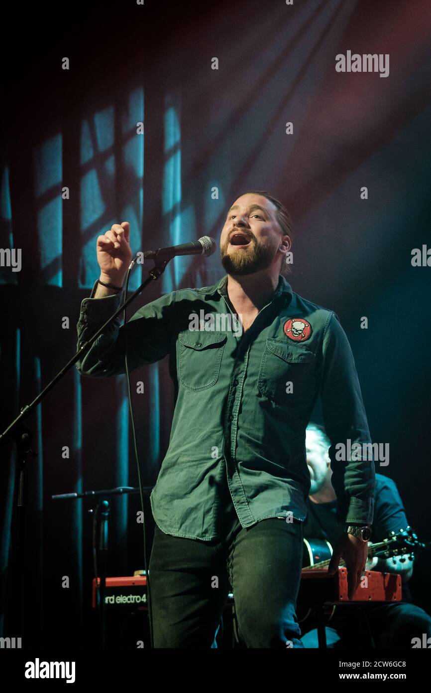 Berne, Suisse. 26 septembre 2020. Le chanteur et compositeur suisse Baschi interprète un concert à Bierhübeli à Berne. (Crédit photo: Gonzales photo - Tilman Jentzsch). Banque D'Images