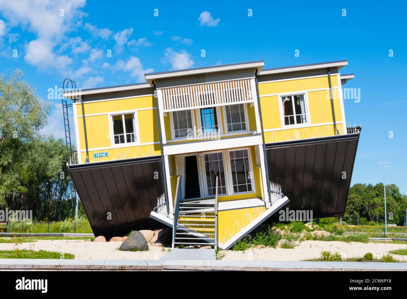 Tagurpidi maja, Maison à l'envers, Tartu, Estonie Banque D'Images