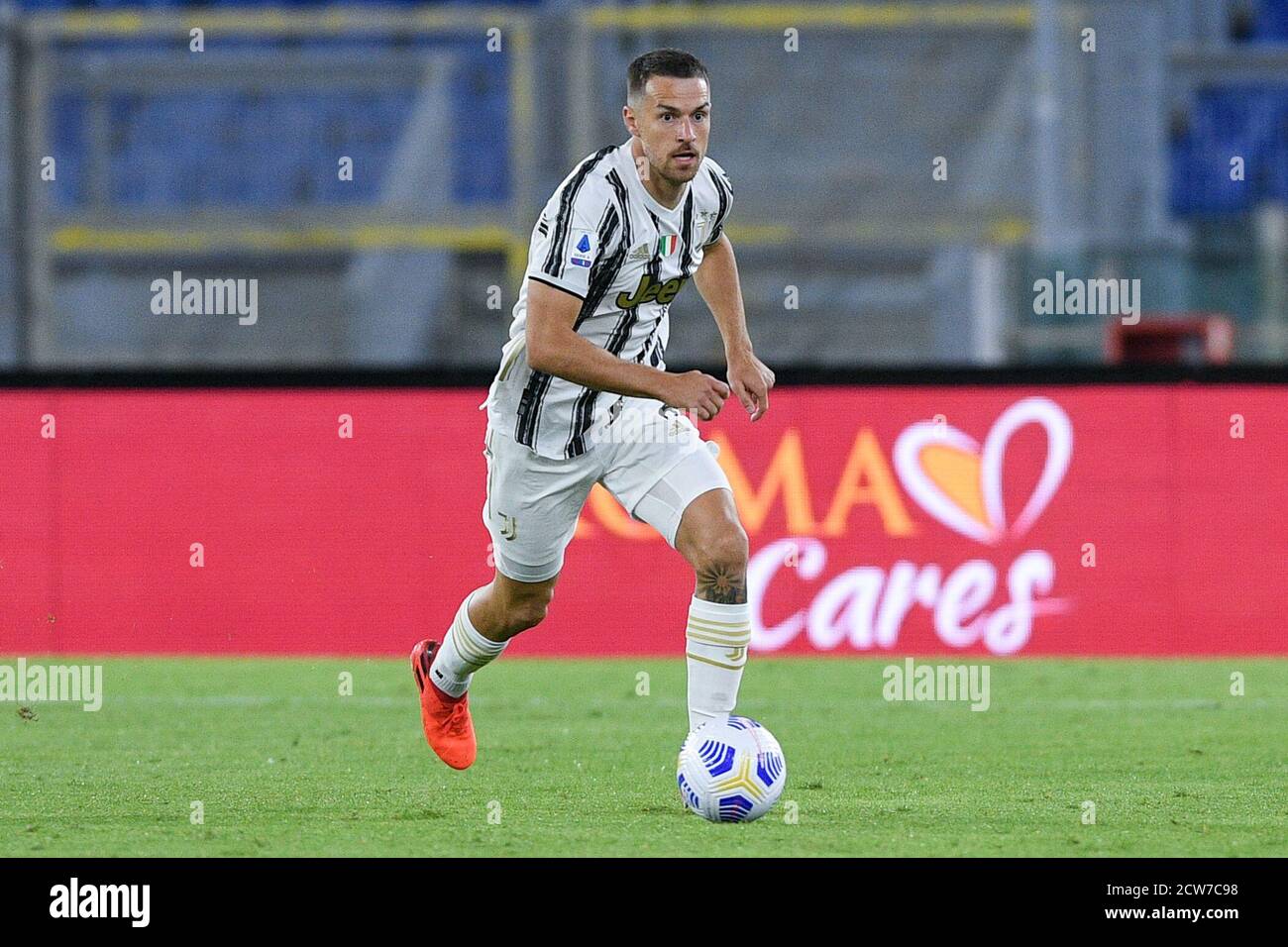 Aaron Ramsey de Juventus FC pendant la série UN match entre Roma et Juventus au Stadio Olimpico, Rome, Italie, le 27 septembre 2020. Photo de Giuseppe Maffia. Banque D'Images