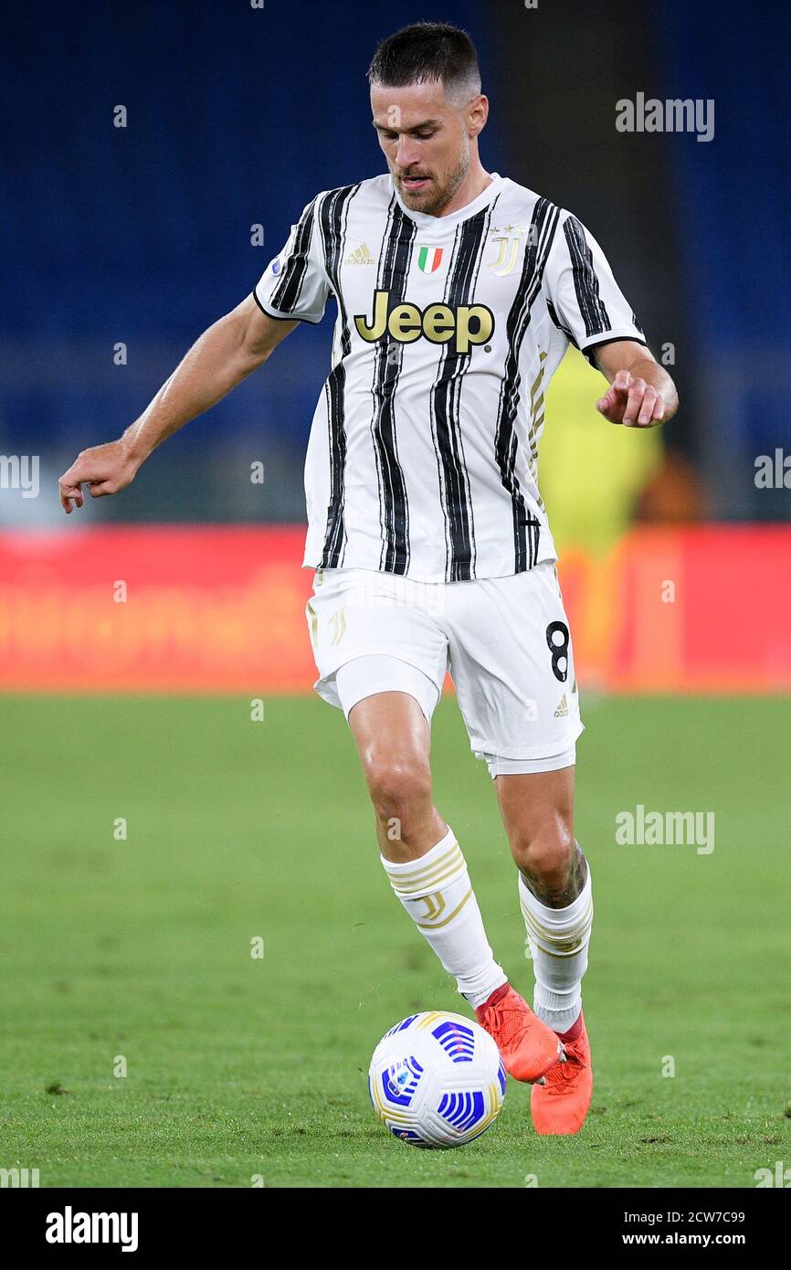 Aaron Ramsey de Juventus FC pendant la série UN match entre Roma et Juventus au Stadio Olimpico, Rome, Italie, le 27 septembre 2020. Photo de Giuseppe Maffia. Banque D'Images