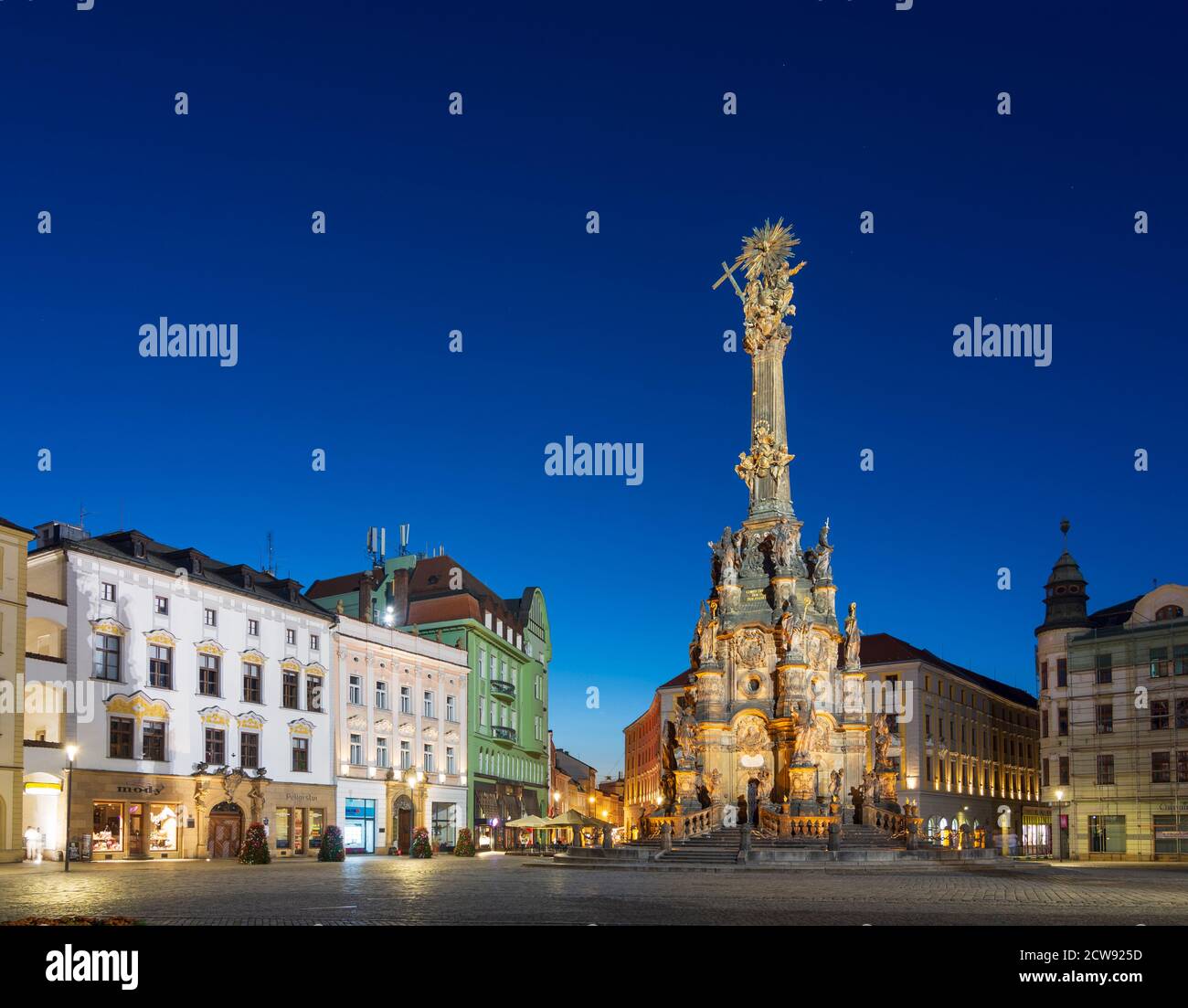 olomouc-olm-tz-horni-namesti-place-haute-colonne-de-la-sainte