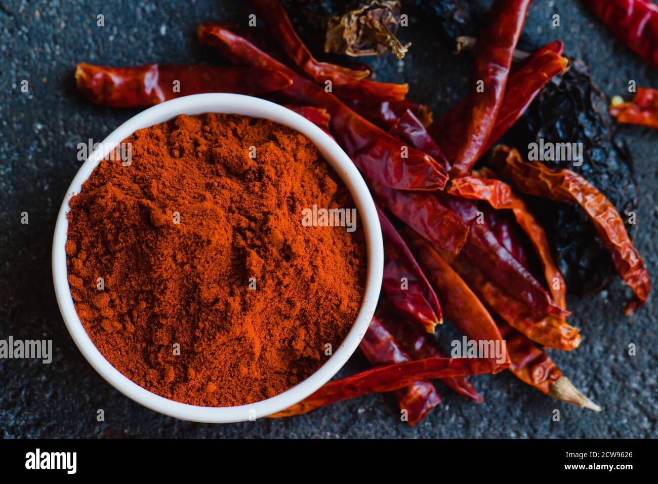 Piment en poudre Banque de photographies et d’images à haute résolution Alamy