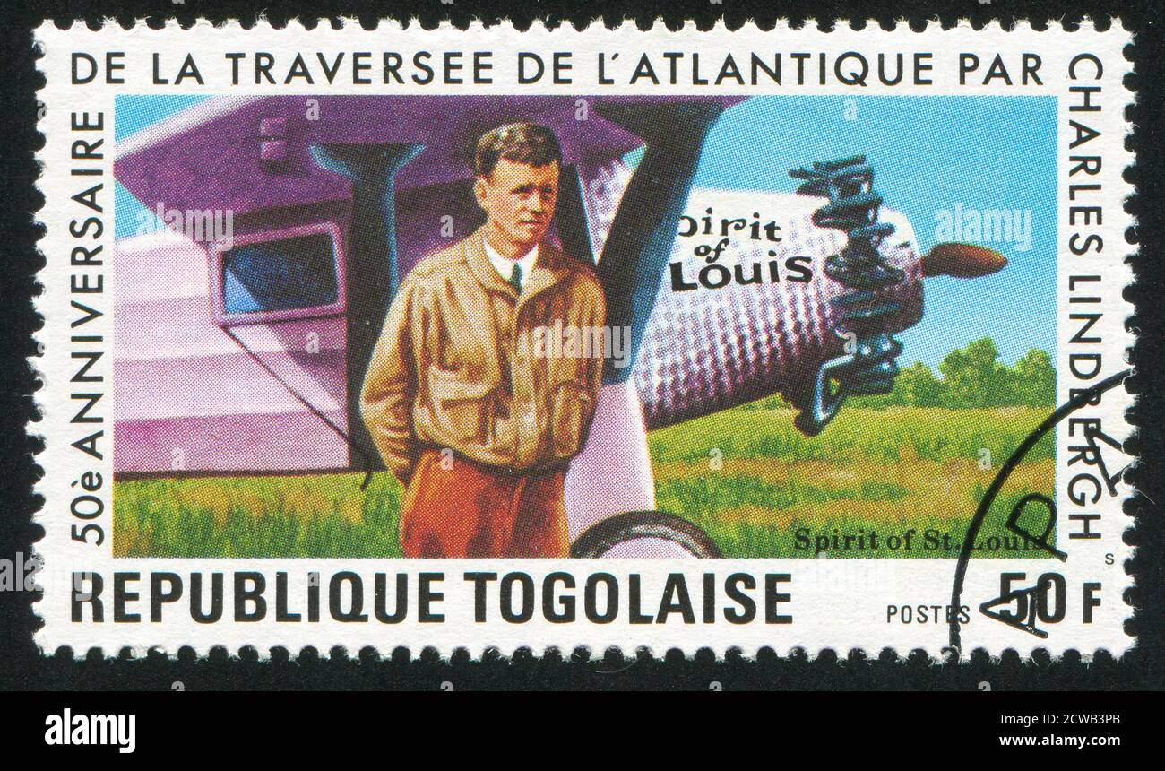 TOGO - VERS 1977 : timbre imprimé par le Togo, montre Lindbergh et Spirit of St. Louis, vers 1977 Banque D'Images