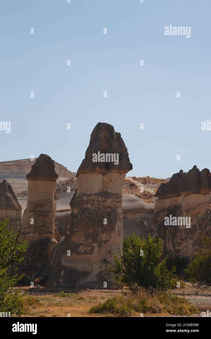 Paysage de la Vallée de l'Amour en Cappadoce, Turquie, un jour d'été clair Banque D'Images
