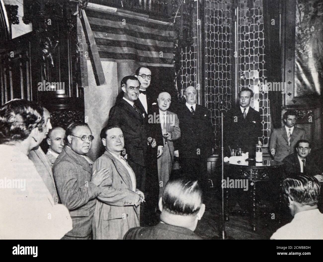 Perez Madrigal à la conférence d'apress, tenue à Barcelone le 27 août 1933. Perez Madrigal, qui appartenait à l'époque au Parti radical, attaqua le chef du gouvernement, Chapaprieta Banque D'Images