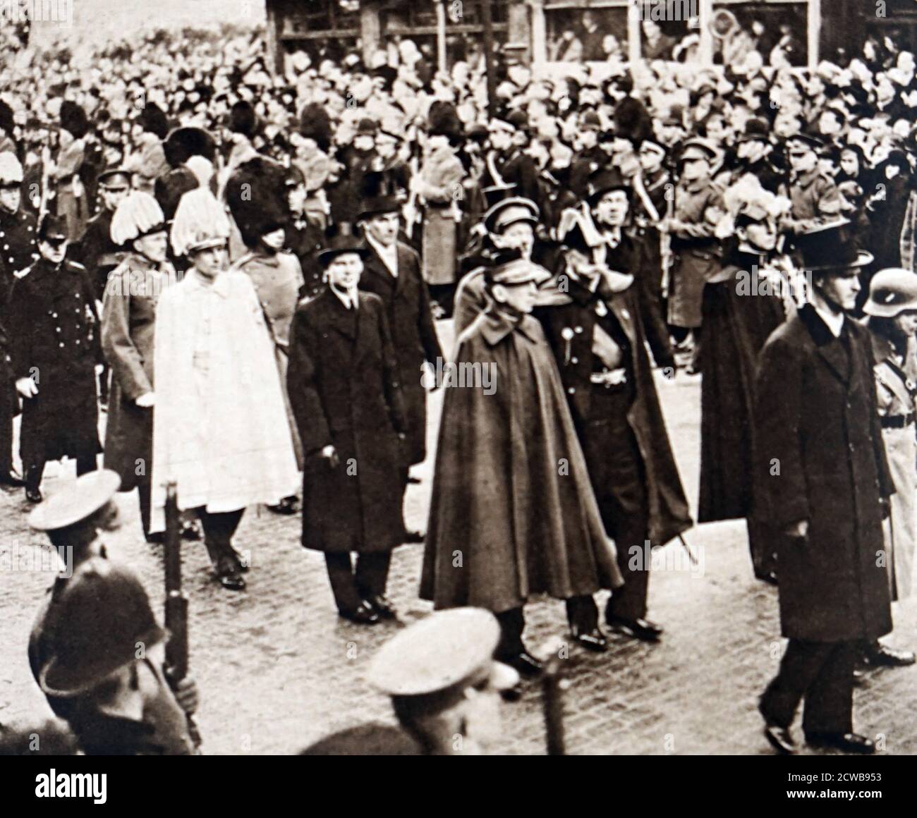 Photographie prise pendant le cortège funéraire d'État de George V. Banque D'Images