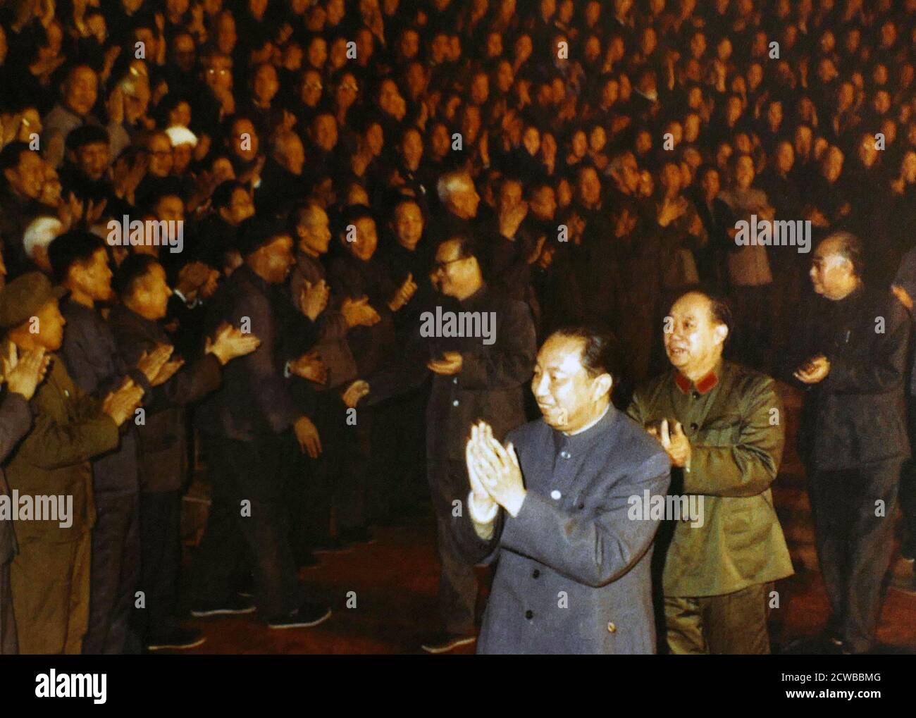 Hua Guofeng (1921 - 2008) politicien chinois qui a été président du Parti communiste de Chine et premier ministre de la République populaire de Chine. Hua a occupé les principaux postes du gouvernement, du parti et de l'armée après la mort du premier ministre Zhou et du président Mao Banque D'Images