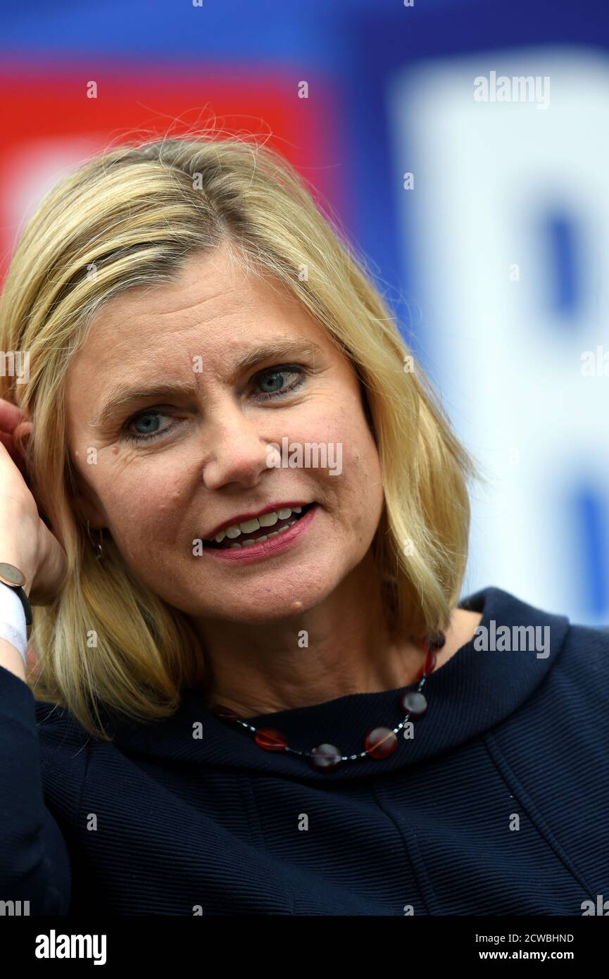 Photographie de Justine Greening (1969-) ancien politicien britannique qui a été secrétaire d'État à l'éducation de 2016 à 2018 et député de Putney de 2005 à 2019. Banque D'Images