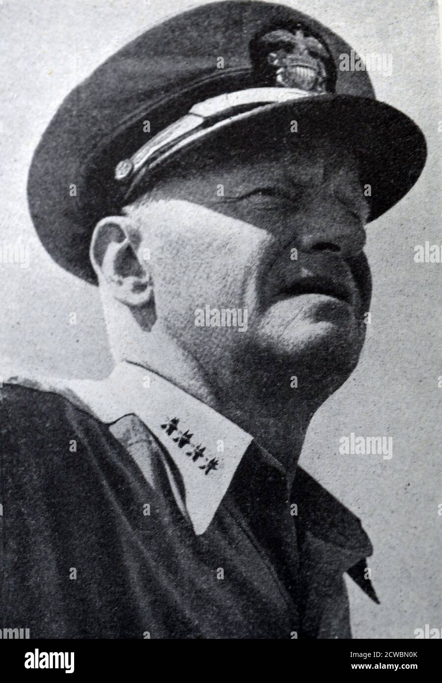 Photographie en noir et blanc de la Seconde Guerre mondiale (1939-1945); amiral américain Chester Nimitz (1885-1966), commandant en chef de la flotte du Pacifique. Banque D'Images