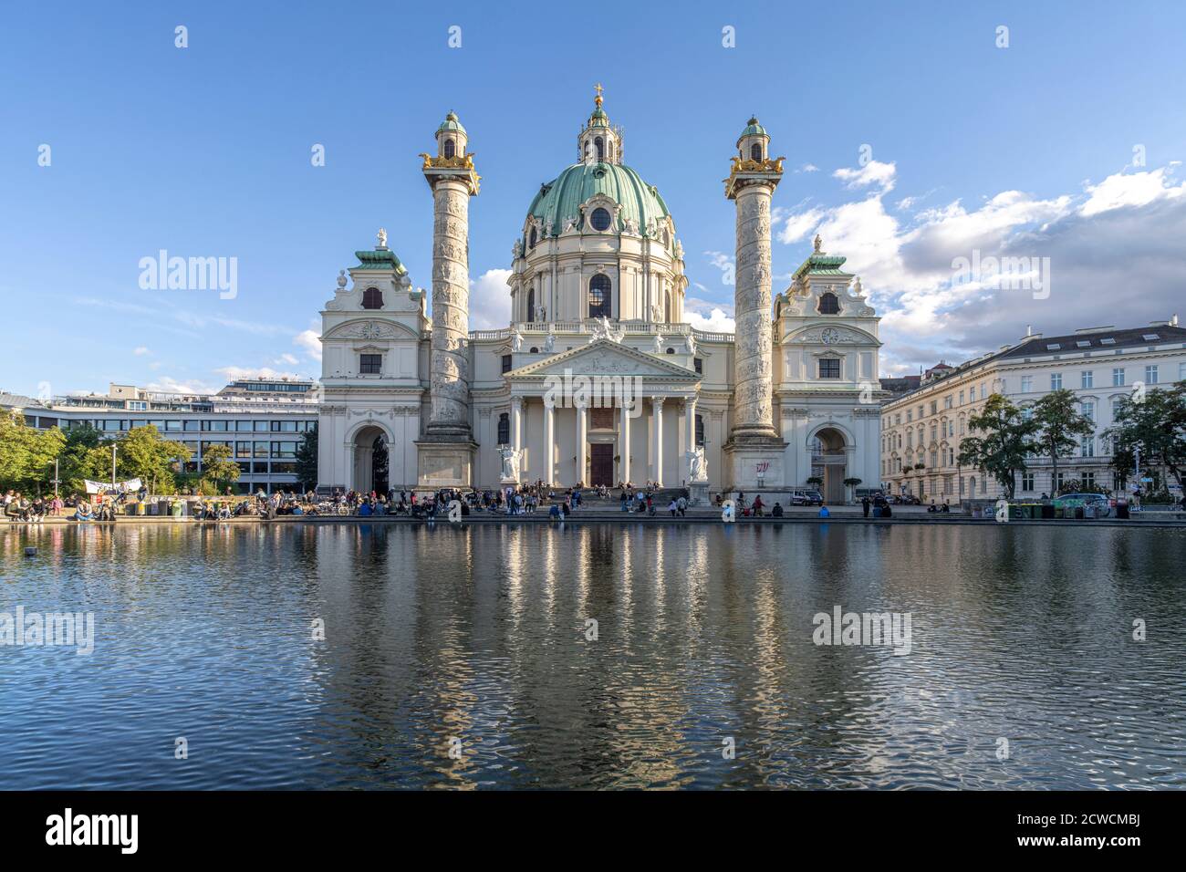 Die barocke Karlskirche à Wien, Österreich, Europa | église baroque Karlskirche à Vienne, Autriche, Europe Banque D'Images