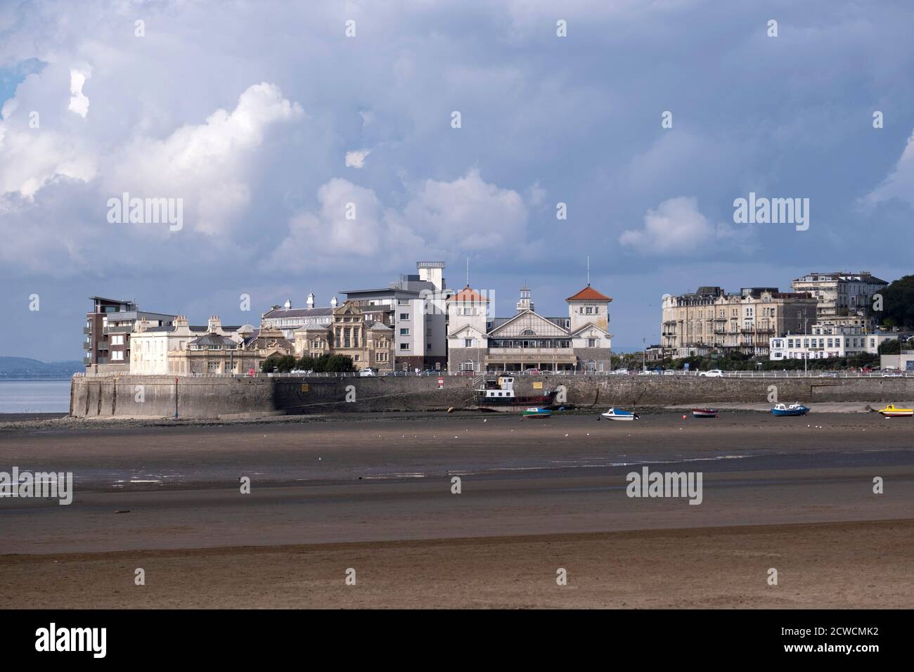 Vue sur le développement de Knightstone Island, Weston Super Mare sur le canal de Bristol, Royaume-Uni. Banque D'Images