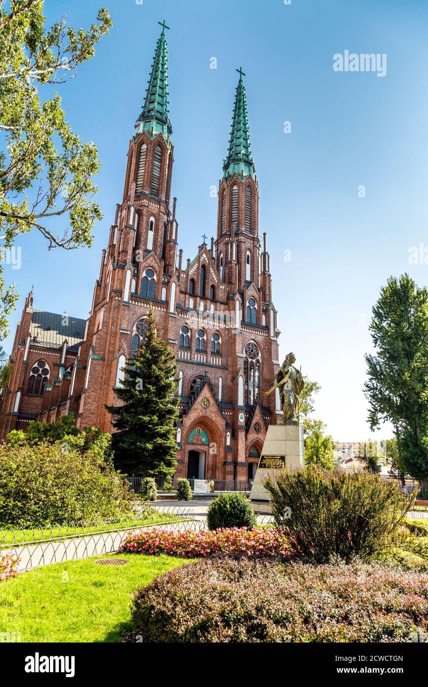 Cathédrale Saint-Florian (Parafia Katedralna pw. św. Św. Floriana Męczennika) dans le quartier de Praga à Varsovie, en Pologne Banque D'Images