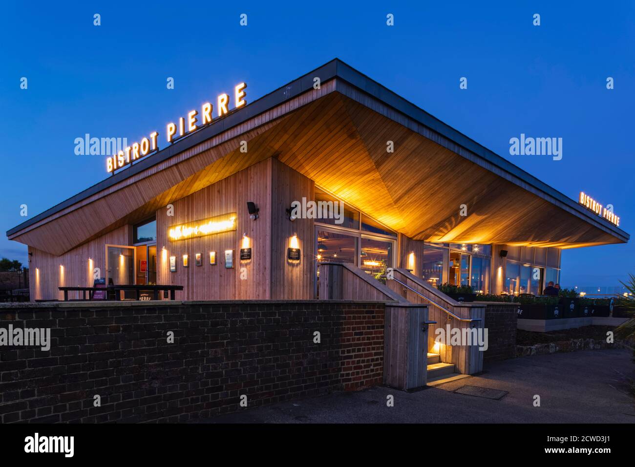 Angleterre, East Sussex, Eastbourne, Bistrot Pierre Waterfront Bar and Restaurant Banque D'Images