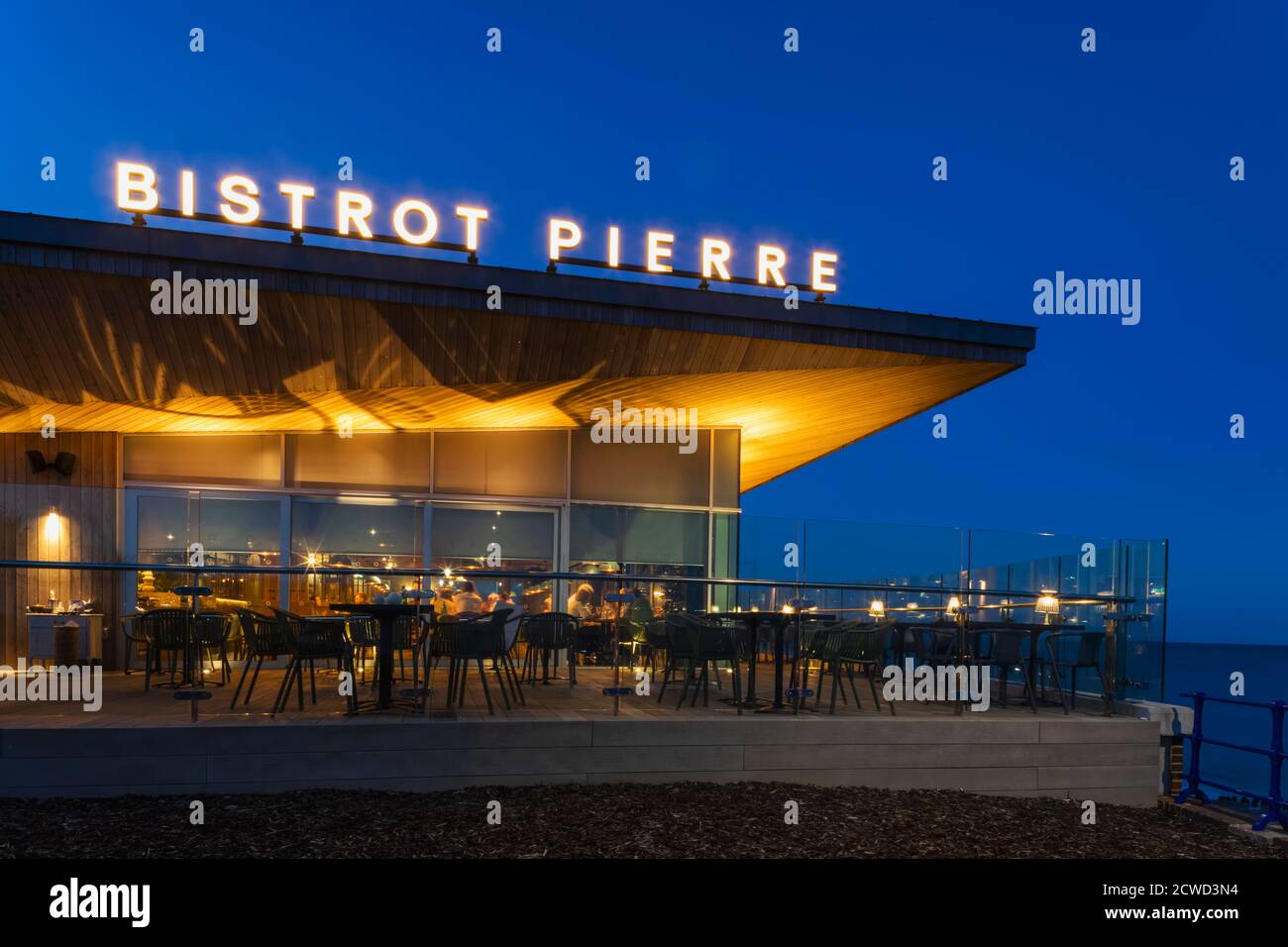 Angleterre, East Sussex, Eastbourne, Bistrot Pierre Waterfront Bar and Restaurant Banque D'Images