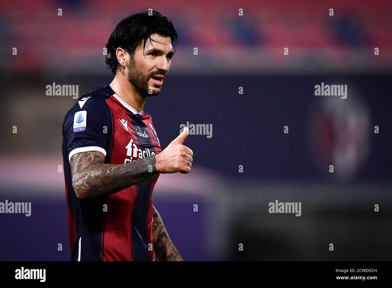 Bologne, Italie - 28 septembre 2020 : Roberto Soriano du FC de Bologne gestes pendant la série UN match de football entre le FC de Bologne et Parma Calcio. Le FC de Bologne a remporté 4-1 victoires sur Parme Calcio. Credit: Nicolò Campo/Alay Live News Banque D'Images