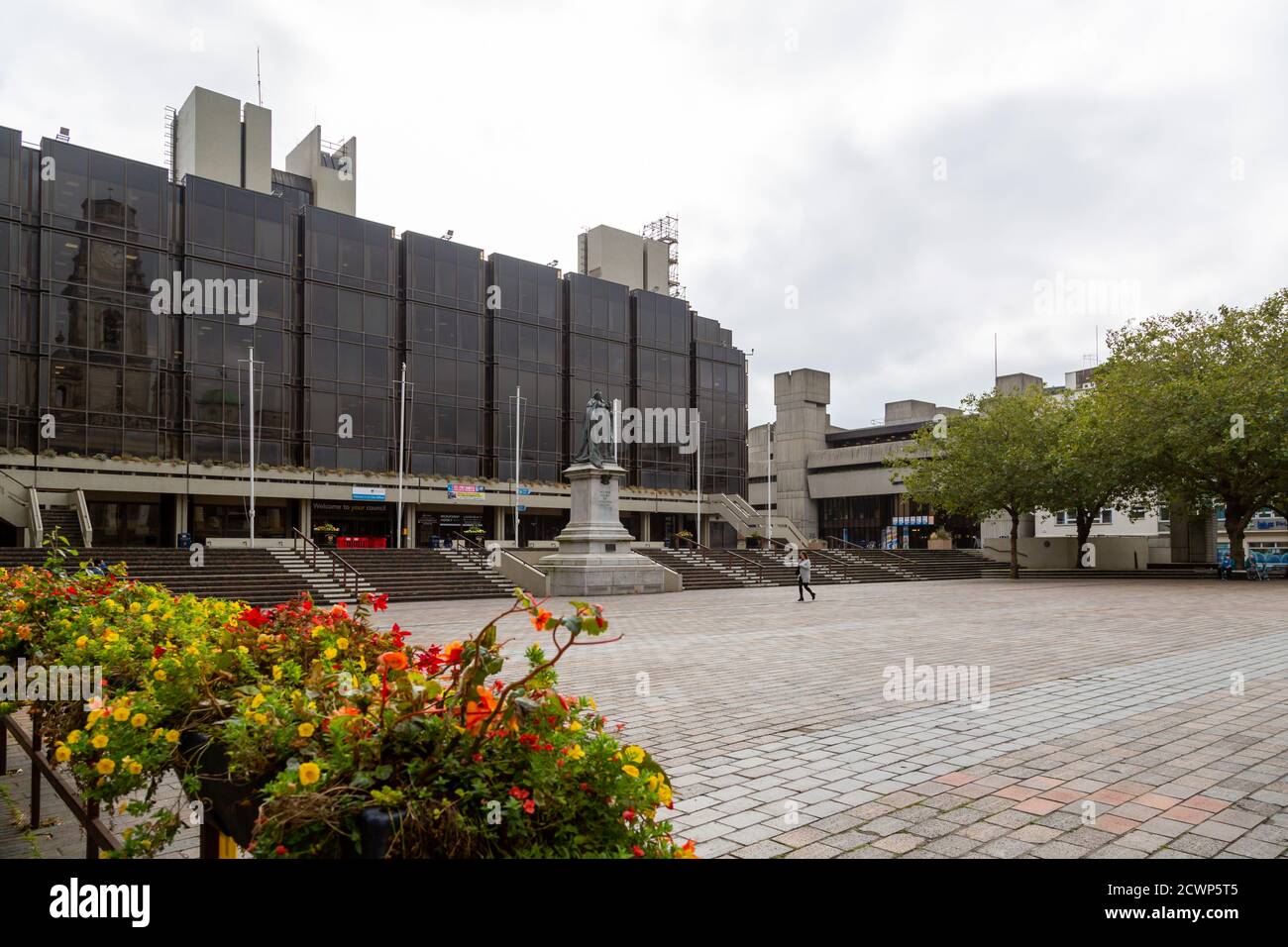 Les bureaux municipaux et la place guildhall Portsmouth, Royaume-Uni Banque D'Images