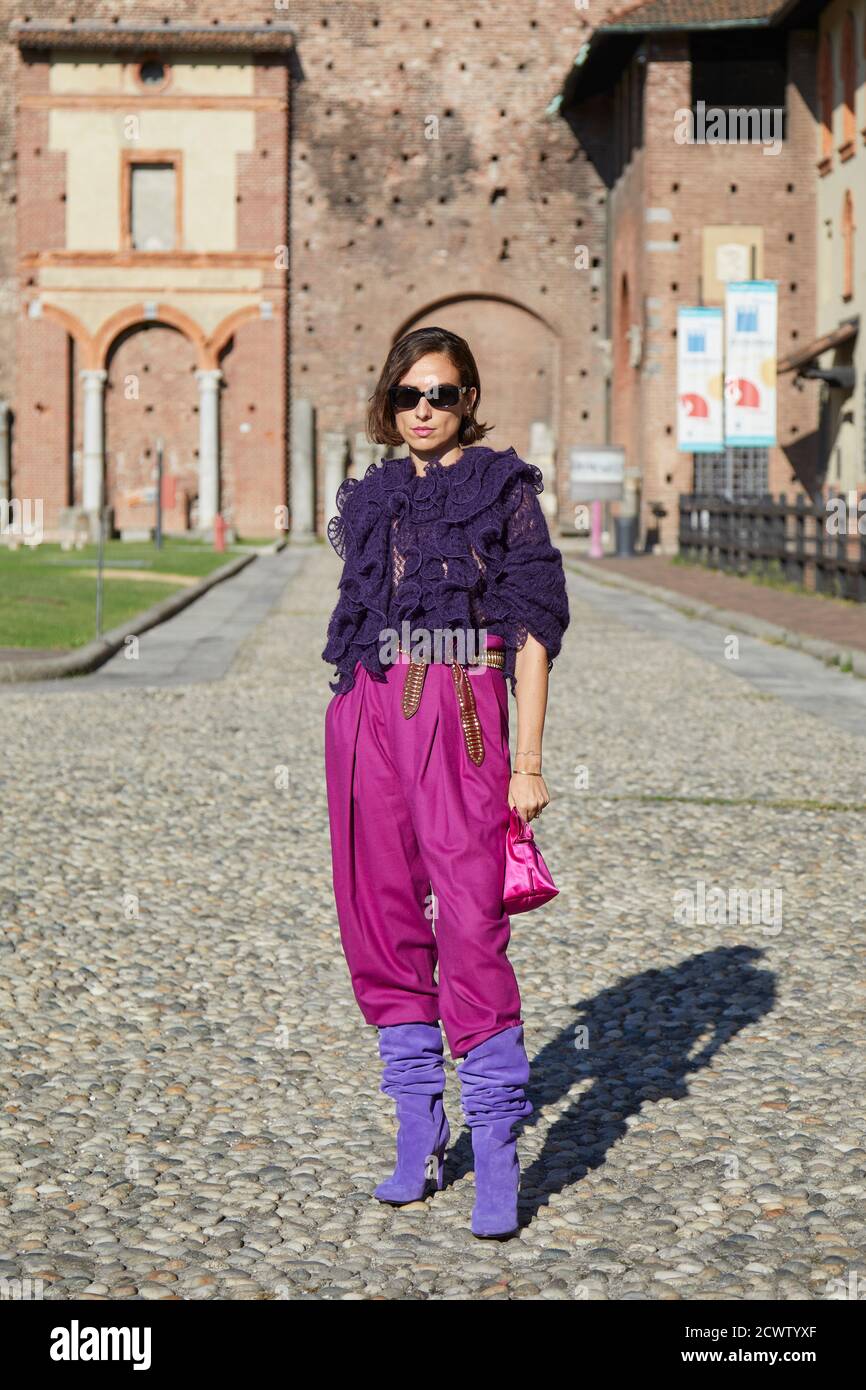 MILAN, ITALIE - 23 SEPTEMBRE 2020 : Erika Boldrin avant le défilé de mode Alberta Ferretti, Milan Fashion week Street style Banque D'Images