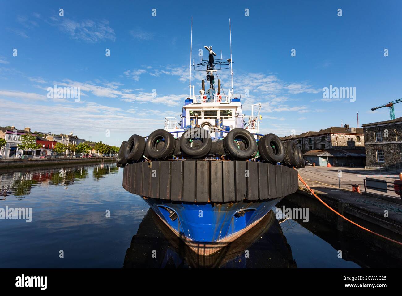 Bateau-pilote amarré au port de Cork. Banque D'Images