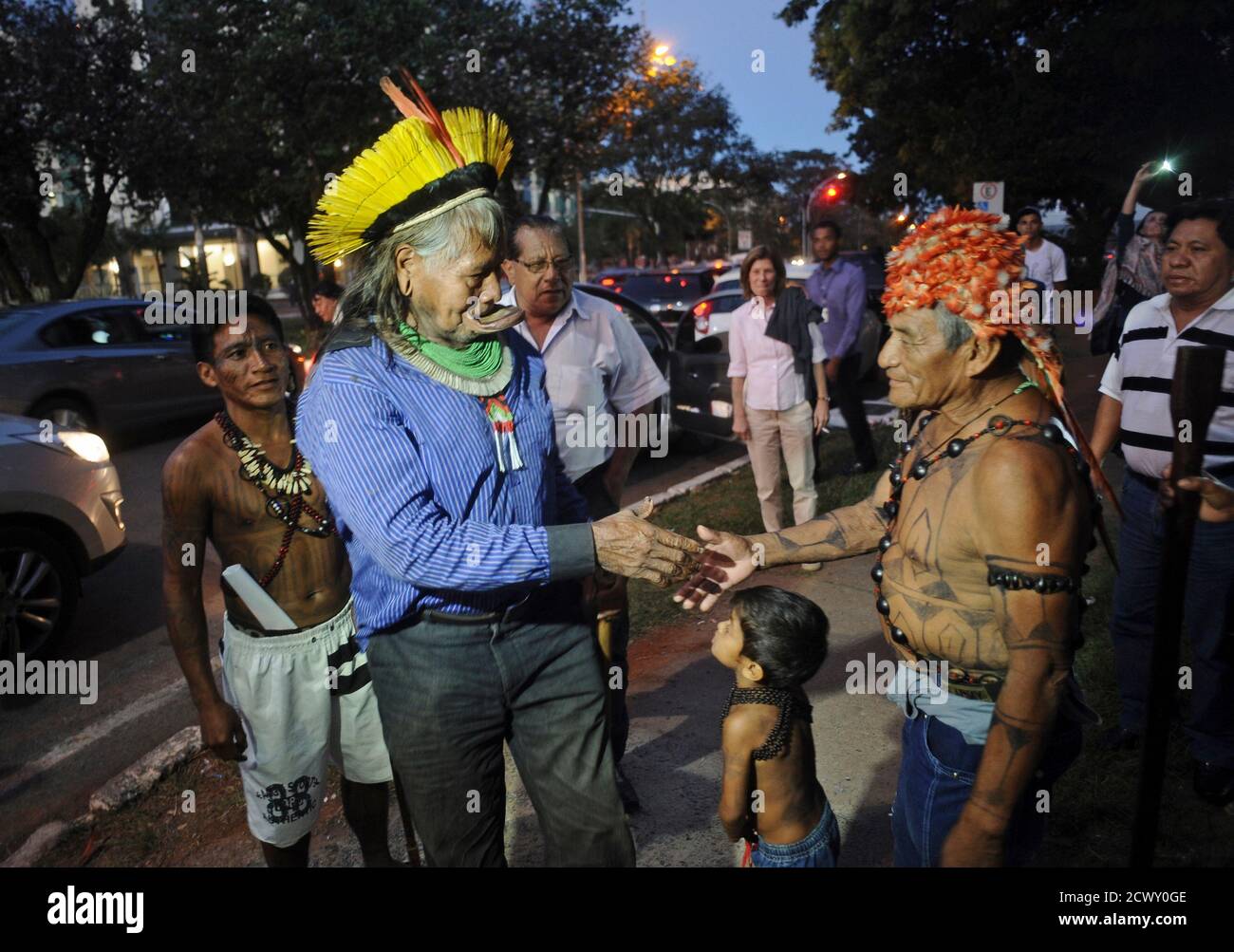 Cacique Raoni Metuktire C Chief Of The Kayapo Indian Tribe South Of The Amazon Basin Is Greeted By Munduruku Indians Who Are Occupying For The Second Day The Headquarters Of Brazil S Indian