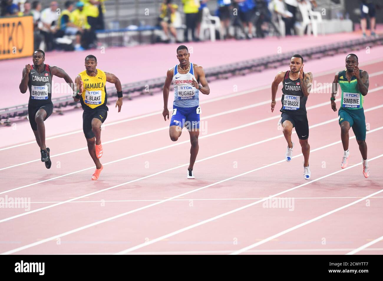 Yohan Blake (JAM), Aaron Brown (CAN), Zharnel Hughes (GBR), Andre de Grasse (CAN), Akani Simbine (RSA). Doha 2019 Banque D'Images