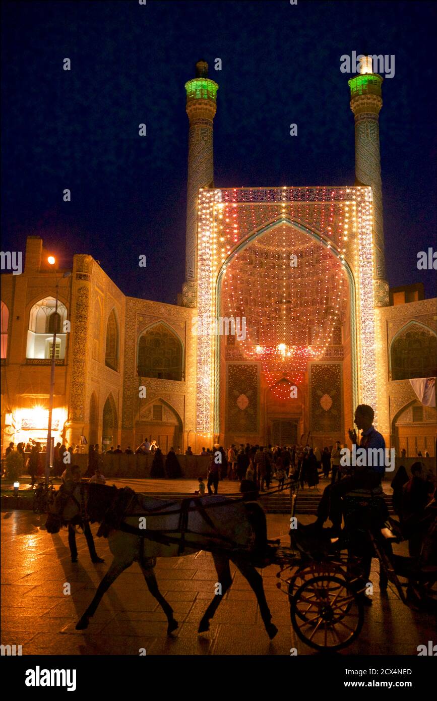 La mosquée Shah aussi connue sous le nom de mosquée Imam et mosquée Jaame' Abbasi. Crépuscule, Ispahan, Iran. Banque D'Images