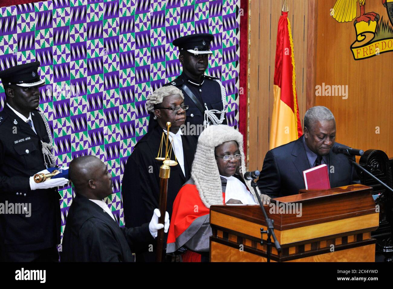 Ghana S Vice President John Dramani Mahama R Takes The Oath Of Office As Head Of State Hours After The Announcement Of The Death Of Ghana S President John Atta Mills In The Capital Accra