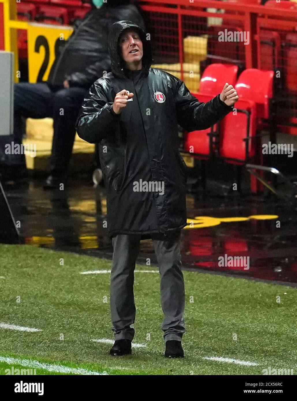 Charlton Athletic Manager Lee Bowyer lors du match de Trophée de l'EFL à la Valley, Londres. Banque D'Images