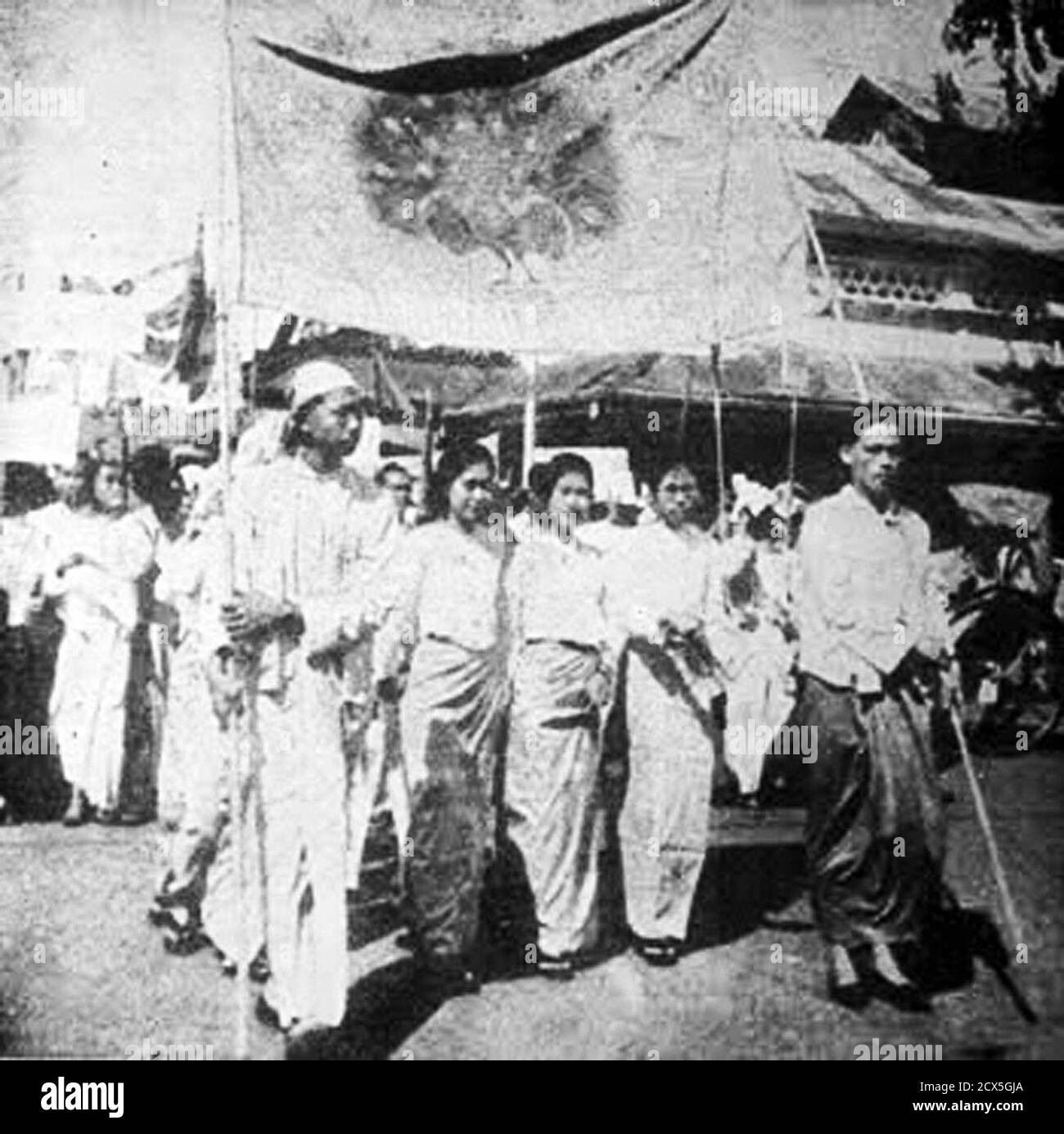 Légende originale: 1938 manifestation de Dobama à Rangoon par des étudiants qui est maintenant commémorée à la Journée nationale (9 décembre). Banque D'Images