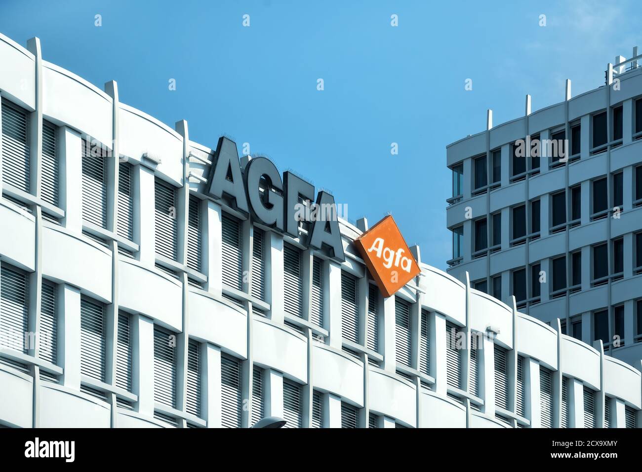 Logo Agfa sur un mur. Agfa photo est une société européenne de photographie, créée en 2004 lorsque Agfa-Gevaert a vendu sa division Consumer Imaging Banque D'Images