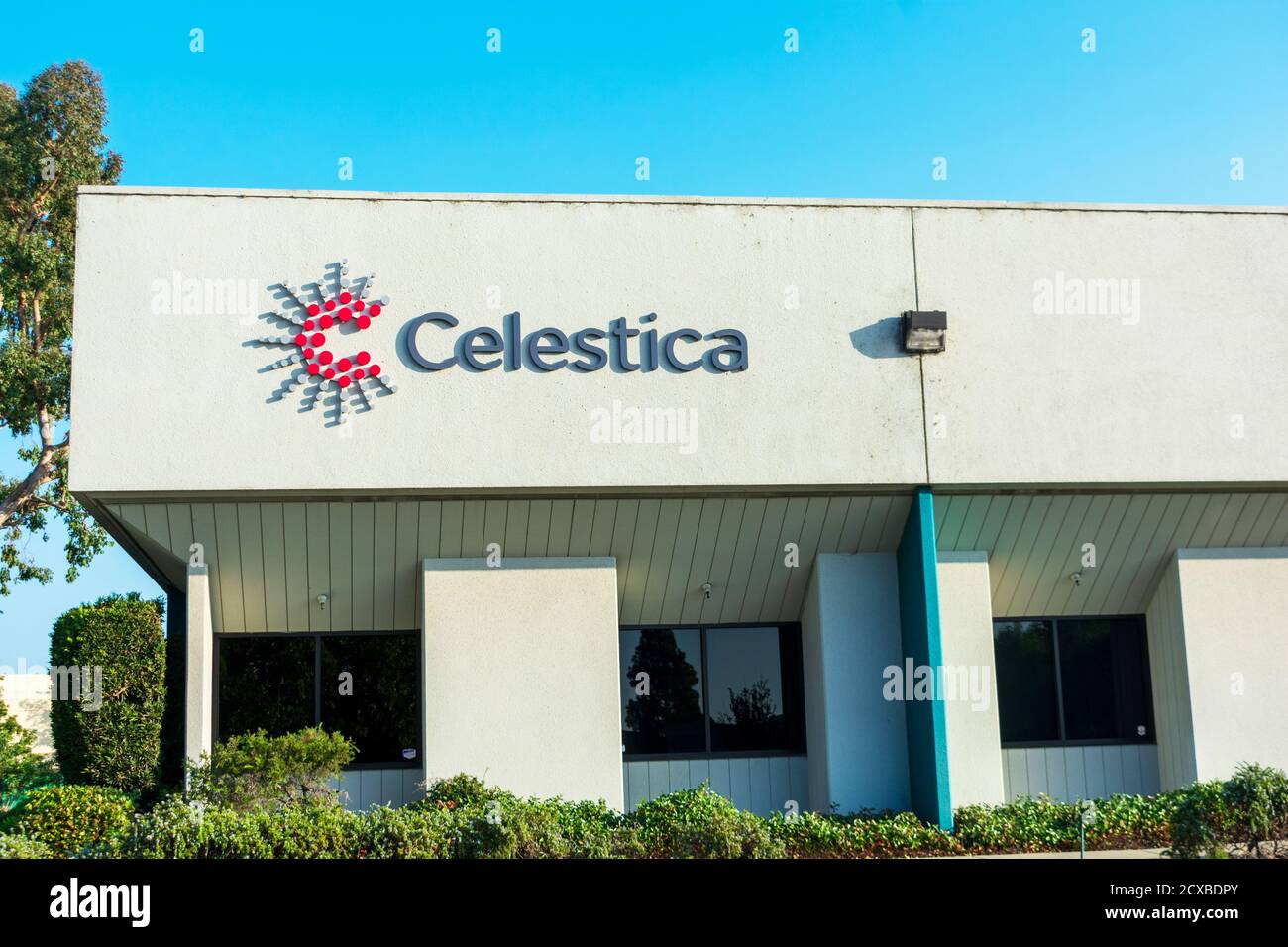 Celestica signe et logo au bureau de la Silicon Valley de la société de services de fabrication d'électronique - Fremont, CA, USA - 2020 Banque D'Images