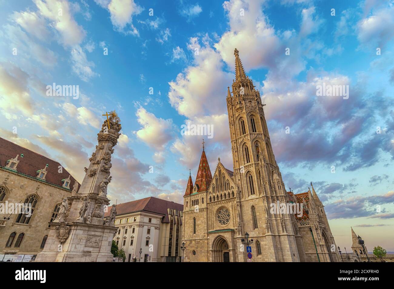 Budapest Hongrie, vue sur la ville à l'église Matthias et au bastion des pêcheurs Banque D'Images