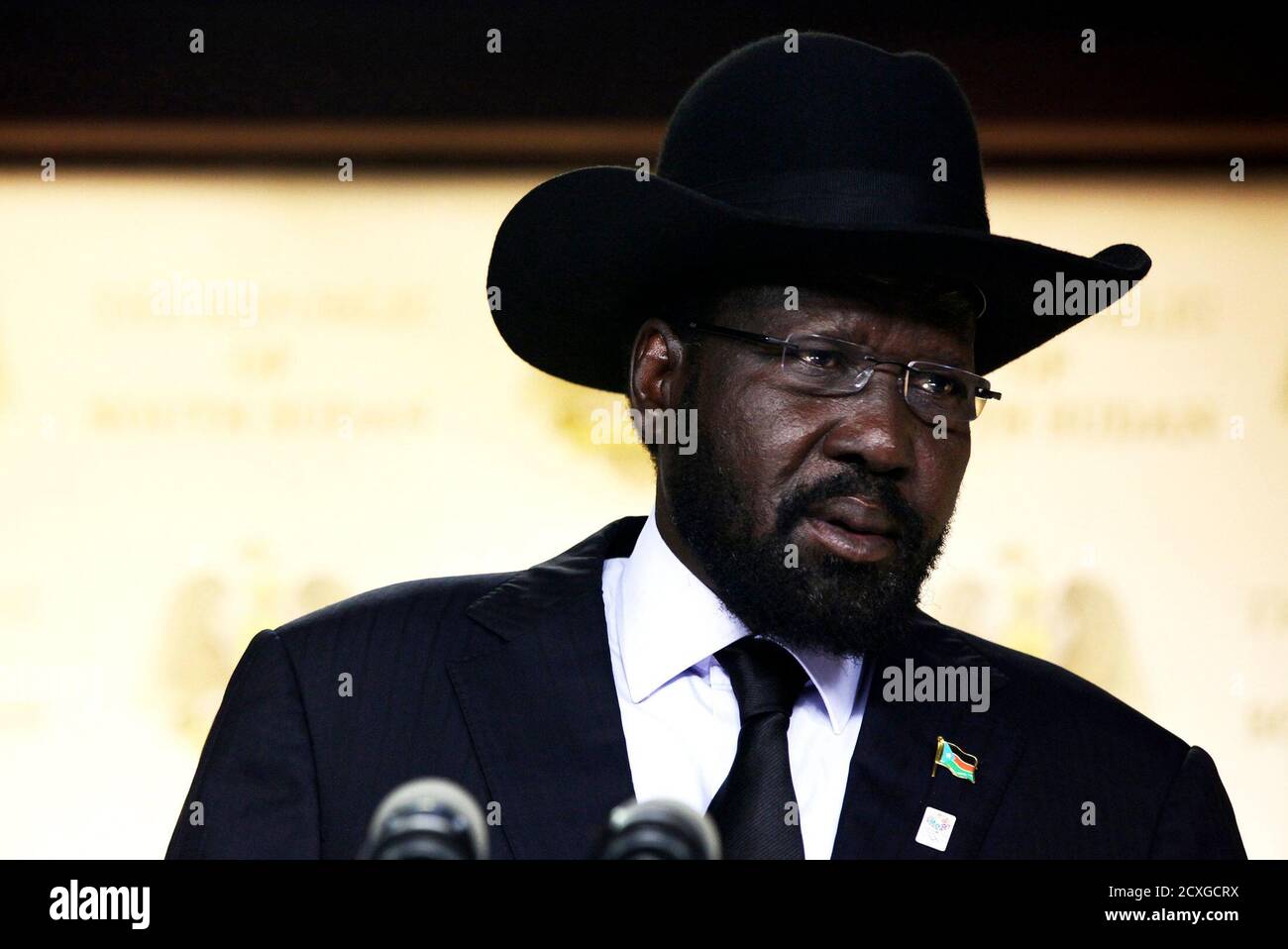 South Sudan's President Salva Kiir delivers a speech in the capital Juba,  June 10, 2013. Sudan edged back from a day-old order to block all oil  exports from South Sudan on Sunday,