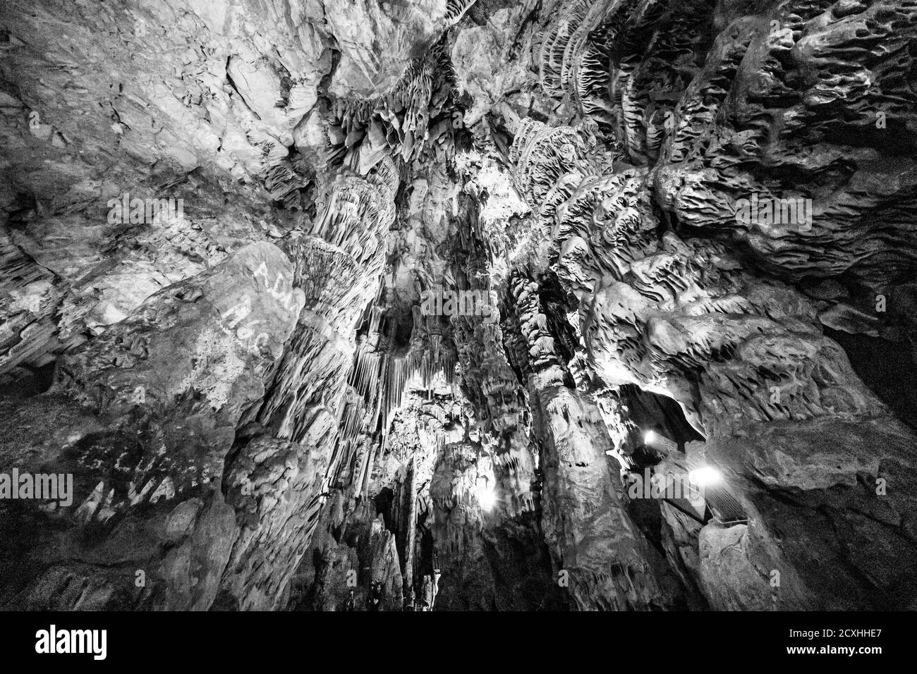 Grottes dans le rocher de Gibraltar Royaume-Uni Banque D'Images