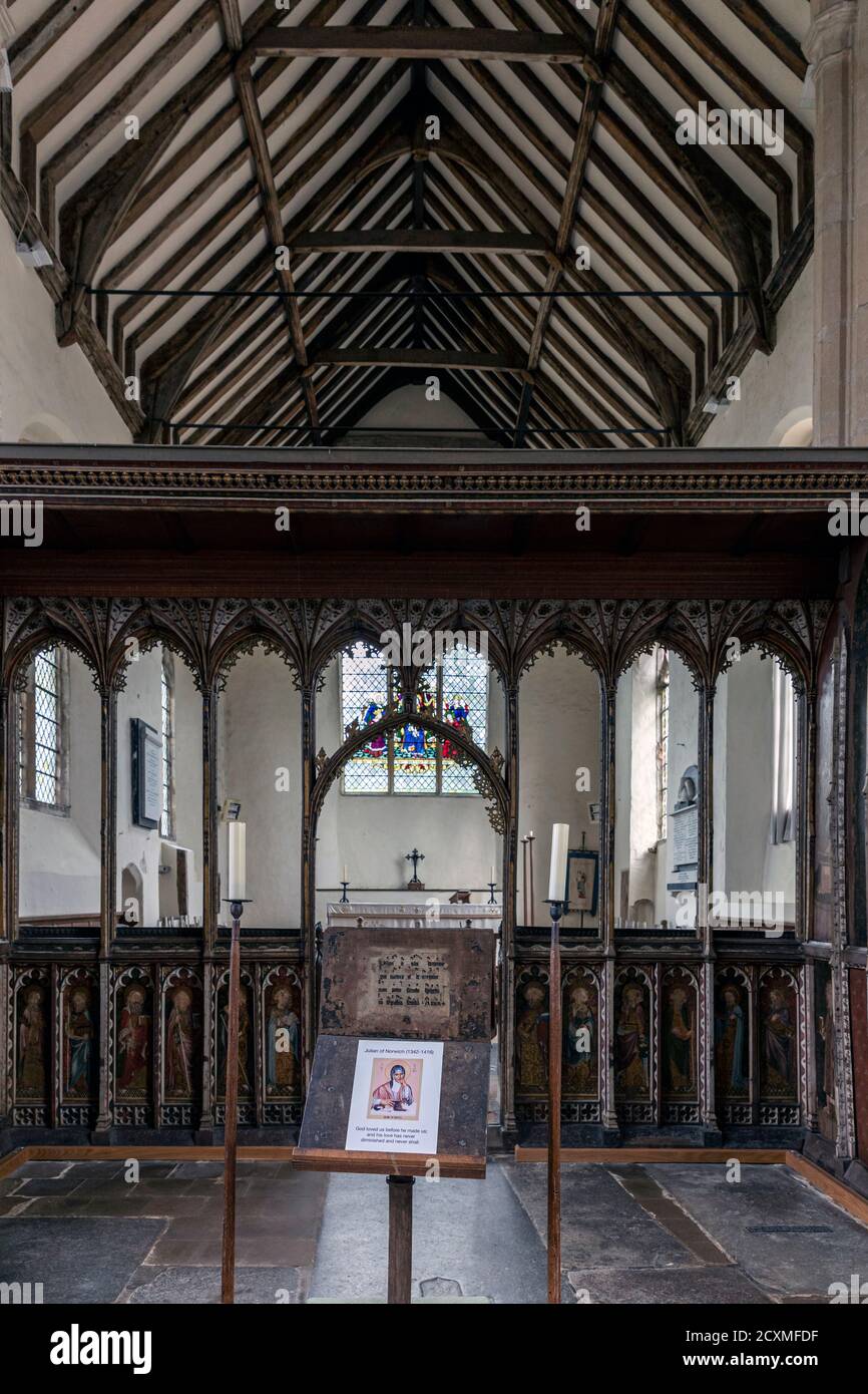 Intérieur de l'église St Helen, Ranworth. Datant de 1450, l'église de Sainte-Hélène classée au rang I est souvent appelée « la cathédrale des Broads ». Banque D'Images