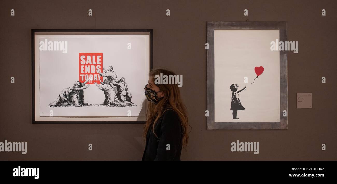 Bonhams, New Bond Street, Londres, Royaume-Uni. 1er octobre 2020. La publicité de Bonhams Pop x Culture à New Bond Street explore la pop, l'art de la rue et les formes d'art connexes qui ont balayé le monde entier, influençant la mode, la musique et la culture de la jeunesse et présente l'art moderne et contemporain, des imprimés, des souvenirs de divertissement et des articles de mode, tous liés au thème de la « pop ». Image: Banksy (né en 1975), fin des ventes (V.2), 2017. Estimation: £20,000 - 30,000. Crédit : Malcolm Park/Alay Live News. Banque D'Images