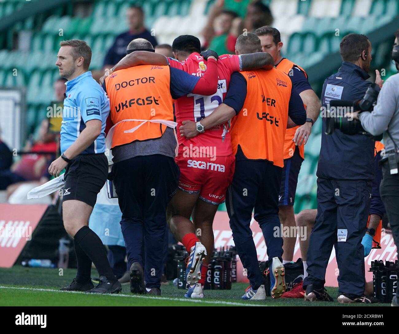 Solde Manu Tuilagi de Sharks est blessé lors du match de Premiership de Gallagher aux Franklin's Gardens, à Northampton. Banque D'Images