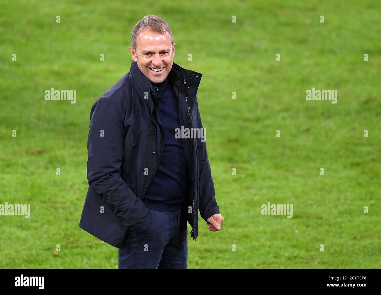 Allianz Arena Munich Allemagne 30.09.20, football: German SUPERCUP FINALE 2020/2021, FC Bayern Muenchen (FCB, rouge) vs Borussia Dortmund (BVB, jaune) 3:2 — Manager Hansi Flick (FCB) Foto: Markus Ulmer/Pressefoto Ulmer/Pool/via Kolvenbach les réglementations DFL interdisent toute utilisation de photographies ou quasi-séquences vidéo. Banque D'Images