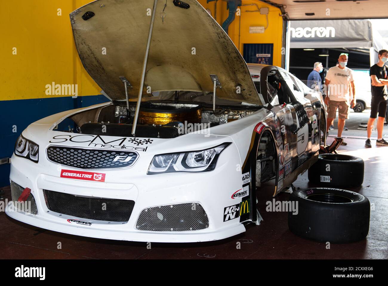 Vallelunga, Rome, Italie, 13 septembre 2020. Festival américain de Rome. NASCAR Euro Chevrolet Camaro en boîte avec mécanique Banque D'Images